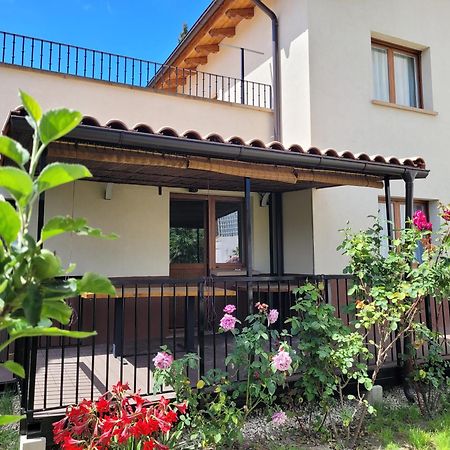 Casa Julio, Bonita Casa Comoda Y Espaciosa, Totalmente Reformada Con Terraza Y Jardin Privado Riezu Dış mekan fotoğraf