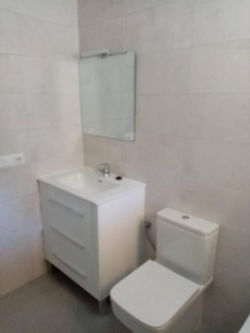 Casa Julio, Bonita Casa Comoda Y Espaciosa, Totalmente Reformada Con Terraza Y Jardin Privado Riezu Dış mekan fotoğraf