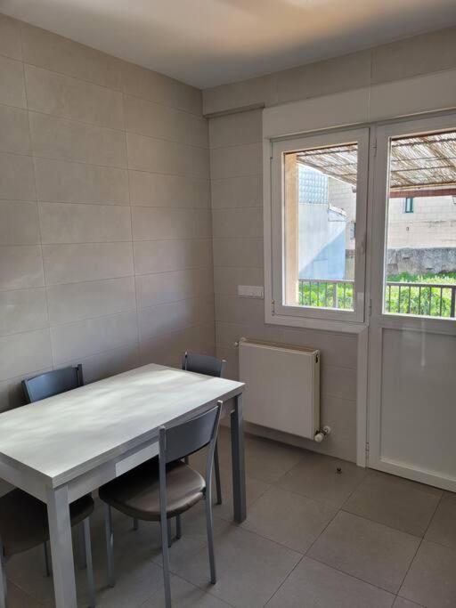 Casa Julio, Bonita Casa Comoda Y Espaciosa, Totalmente Reformada Con Terraza Y Jardin Privado Riezu Dış mekan fotoğraf
